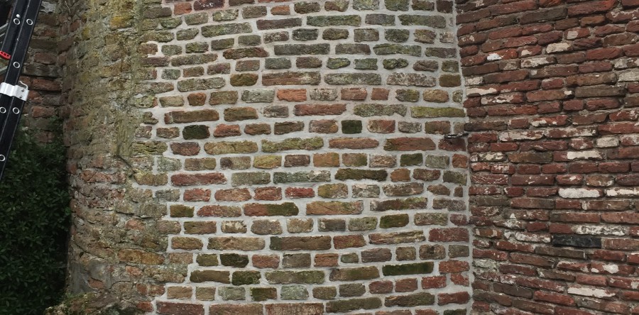 Restauratie monumentale muur Vianen